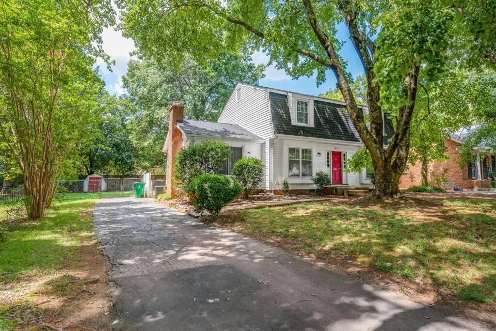Spotless 4br Near Clt Uptown, Fast Wi-fi Appartement *