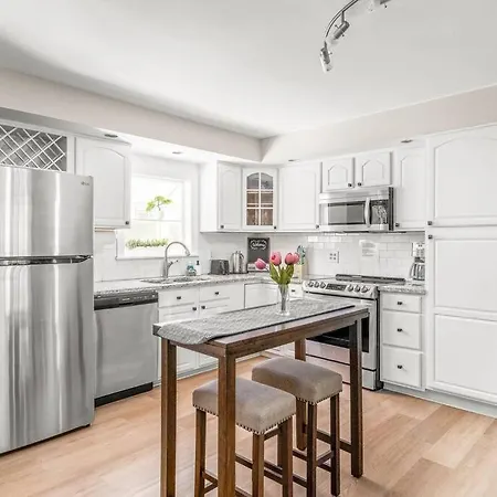 Appartement Spotless 4Br Near Clt Uptown, Fast Wi-Fi à Charlotte Extérieur photo